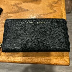 Marc Jacobs wallet wristlet NEW